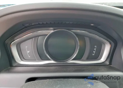 2014 Volvo Xc60 T6 z USA, uszkodzony, nr VIN YV4902DZ4E2547373